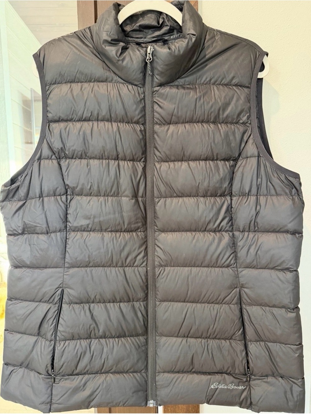 Eddie Bauer Women's Black Quilted Down Puffer Vest Full Zip Collared 2XL
